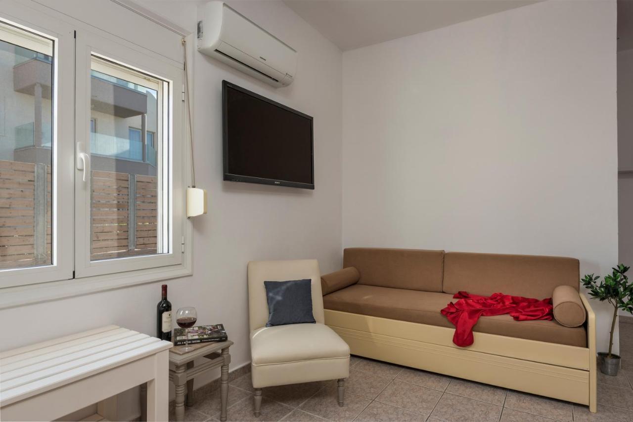 Wave Rooms Maleme  Exterior photo