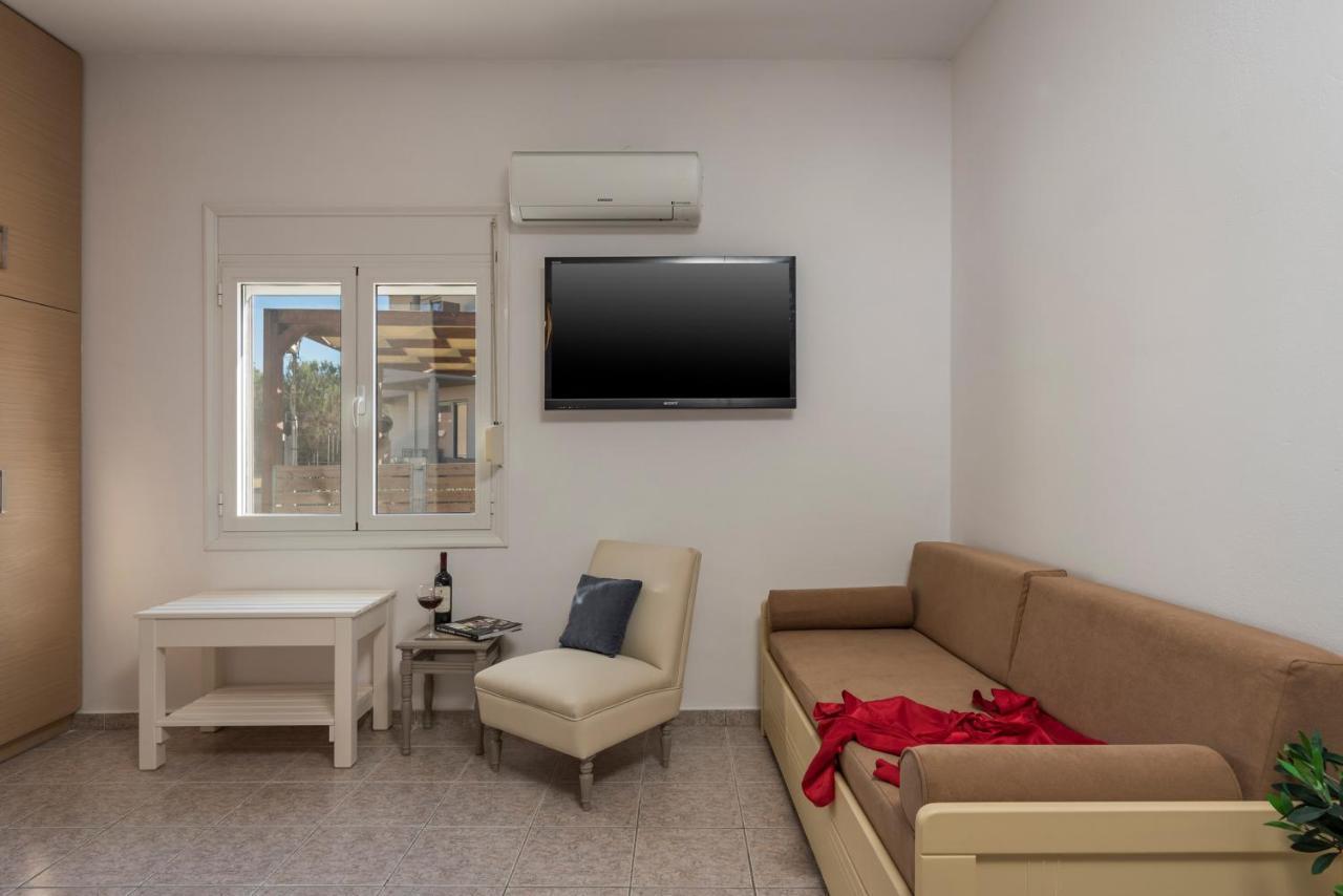 Wave Rooms Maleme  Exterior photo